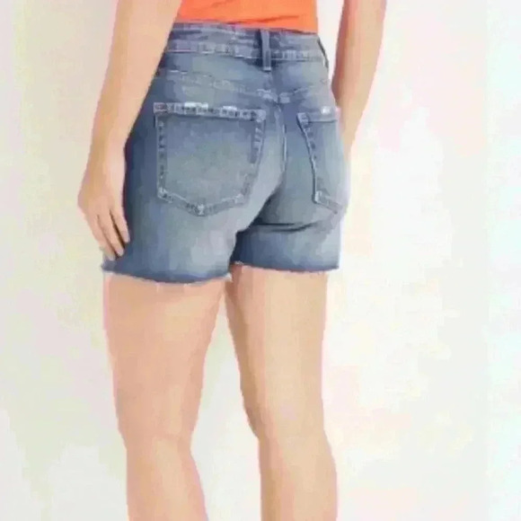 Maurices M Jeans Shorts Mid Rise "5 Inseam Patchwork Stretch Size 8 New NWT - Picture 2 of 5